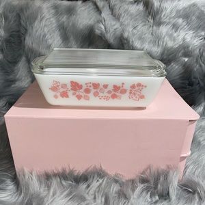 Vintage Pyrex pink Gooseberry dishware✨